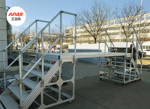 工业铝型材扶梯检修平台